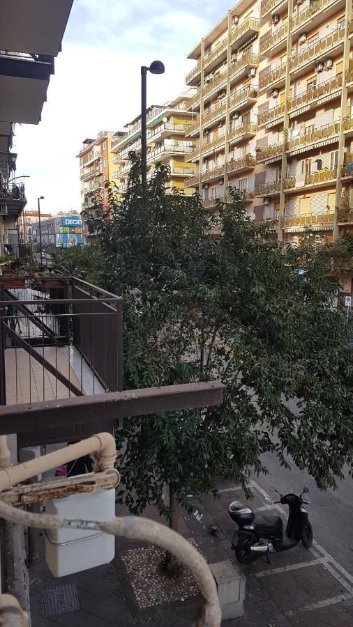 Appartement La Casa Di Aurora à Naples Extérieur photo