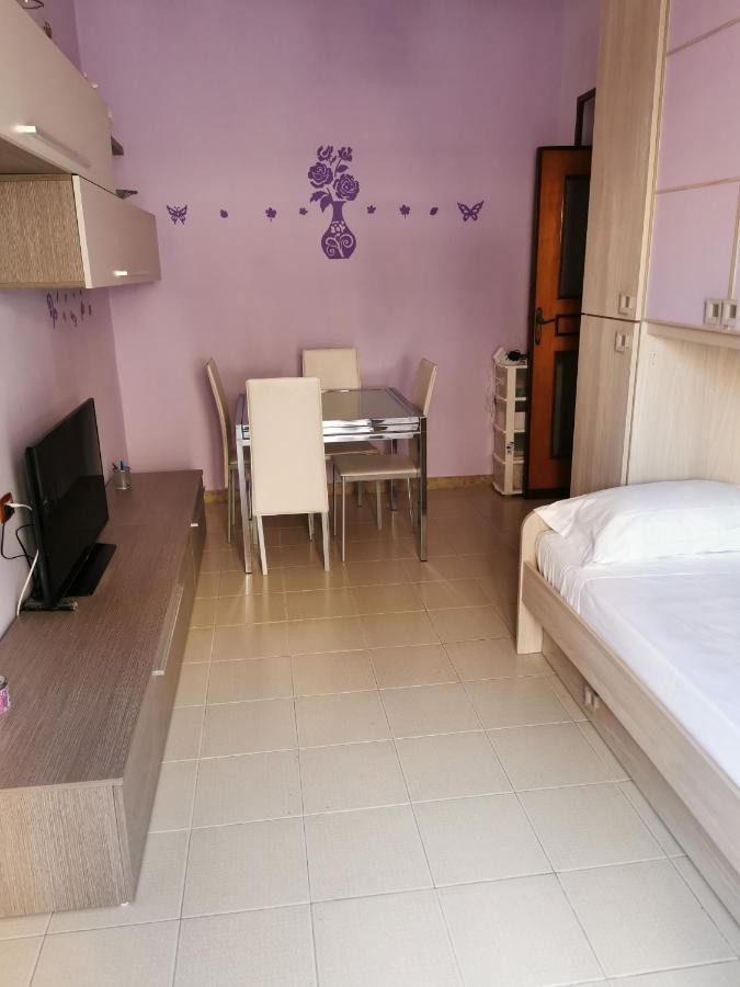 Appartement La Casa Di Aurora à Naples Extérieur photo