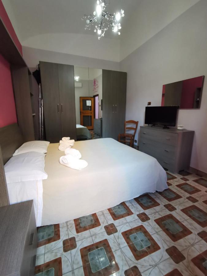 Appartement La Casa Di Aurora à Naples Extérieur photo